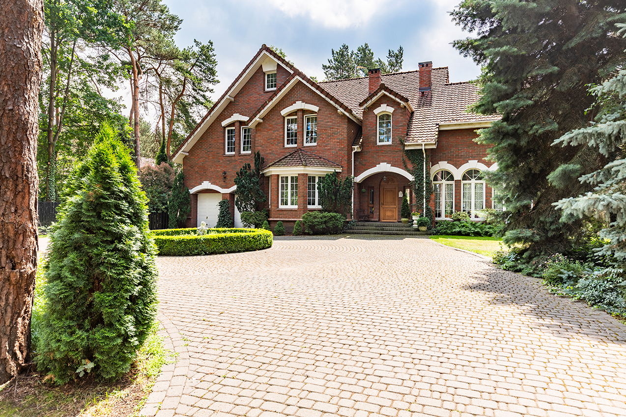 paver-driveways-increase-curb-appeal paver-driveways-increase-curb-appeal